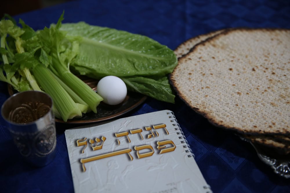 Image for Podcast: Chaim Saiman on the “Zoom Seder“ and Its Discontents